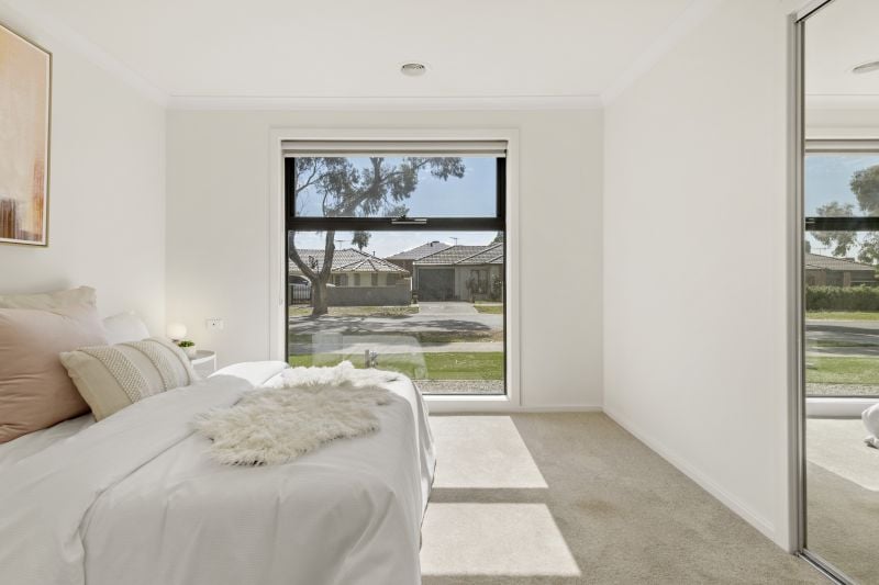 54 Cottage Boulevard, Epping