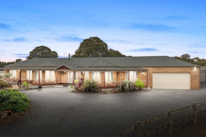 30 Forest Red Gum Drive, Mickleham