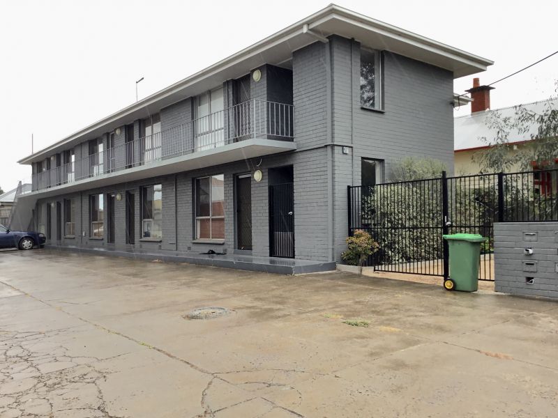 6/25 Spencer Street, Northcote
