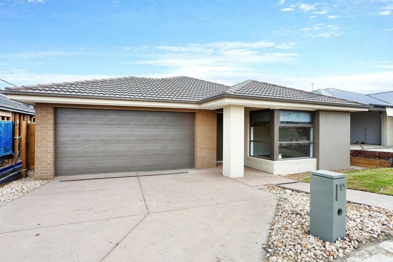 10 Illawara Drive, Mickleham