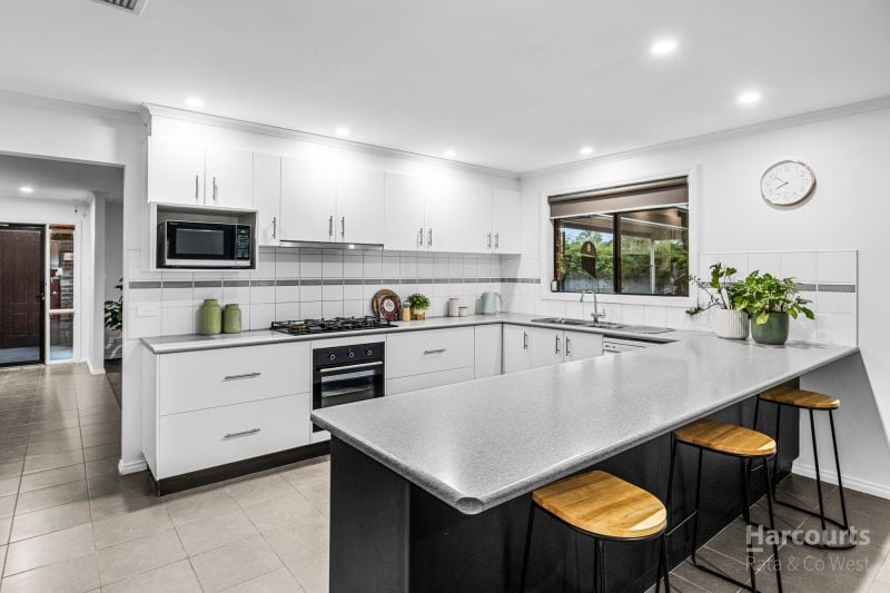 11 Ryans Court, Burnside Heights