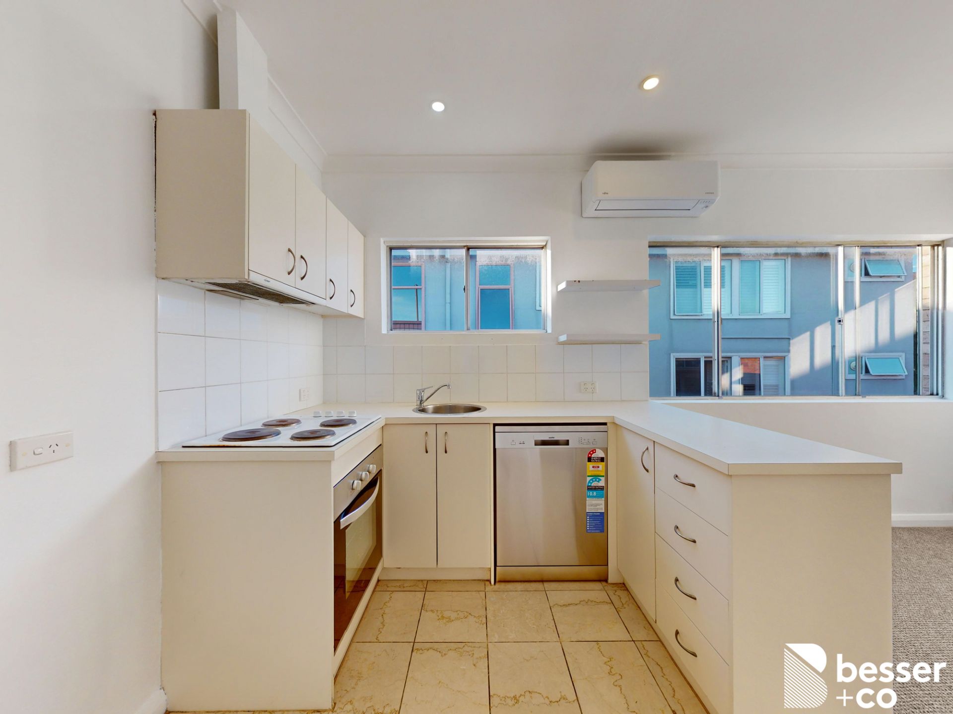 8/100 Millswyn Street, South Yarra - Thumbnail 4