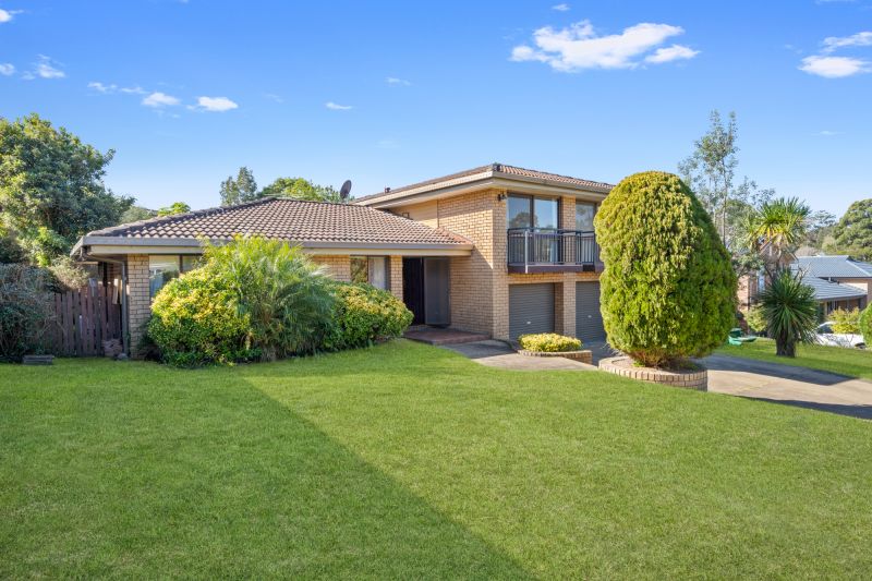 Real Estate For Sale - 8 Paxton Crescent - Cherrybrook , NSW