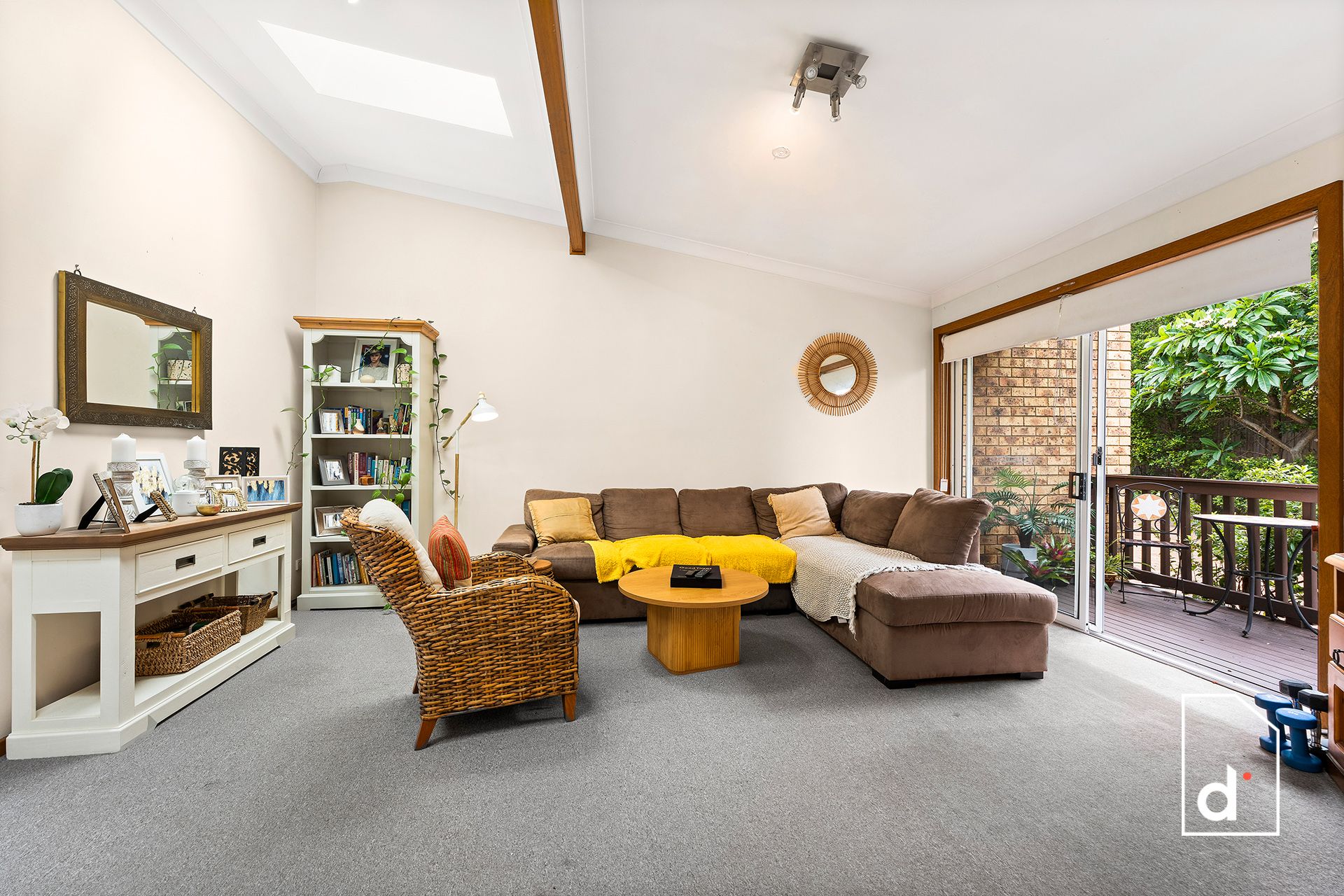 2/16 Popes Road, Woonona NSW
