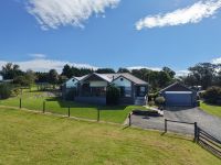 9 Ronwin Court, Granite Rock VIC