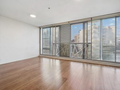 Haymarket 1702/6 Little Hay Street