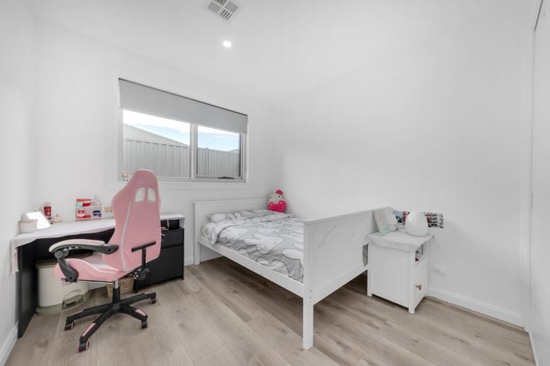 12 Hermes Street, Wollert