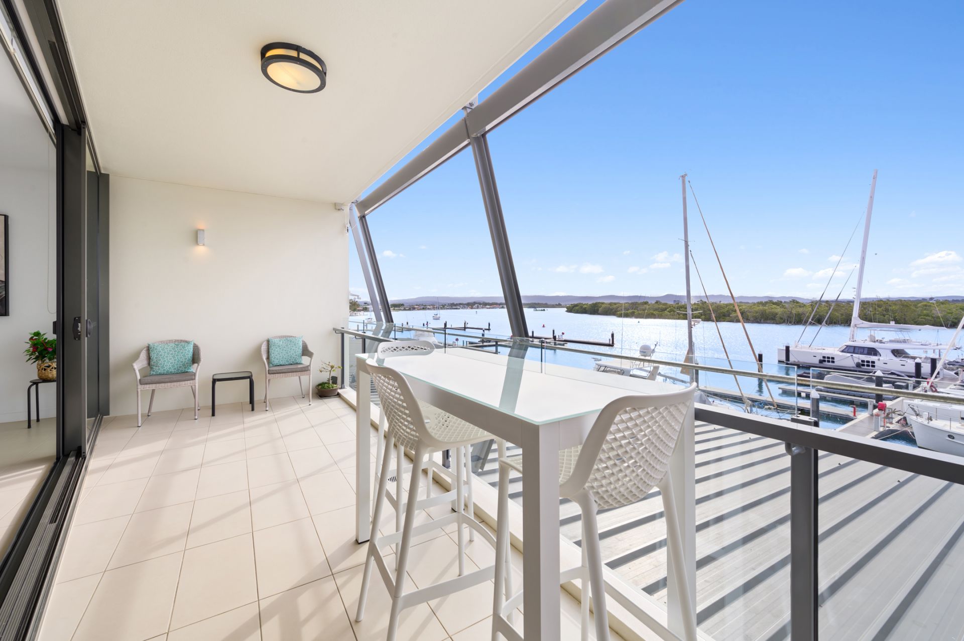 3205/4 Marina Promenade, Paradise Point - Thumbnail 3