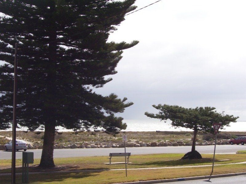 1/205 Lady Gowrie Drive LARGS BAY SA, Largs Bay - Thumbnail 3
