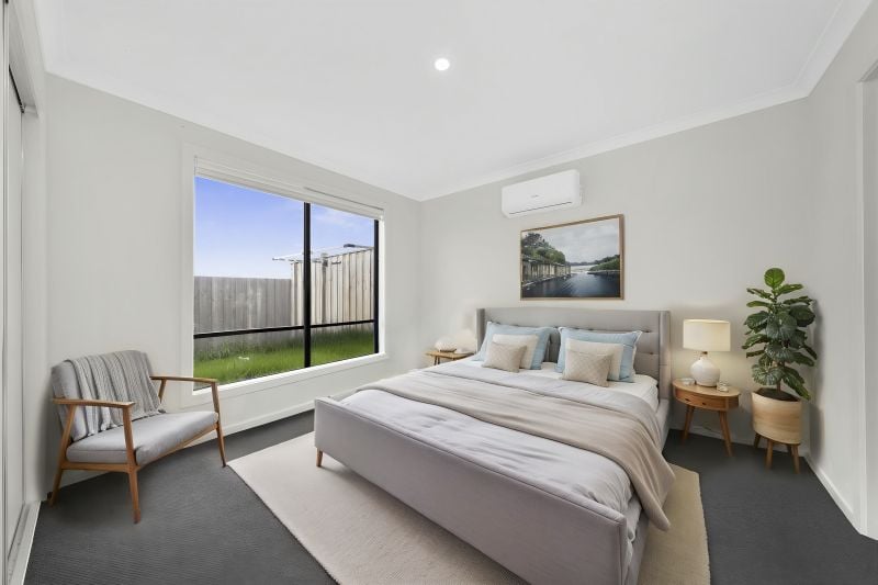 11 Romanesque Drive, Deanside