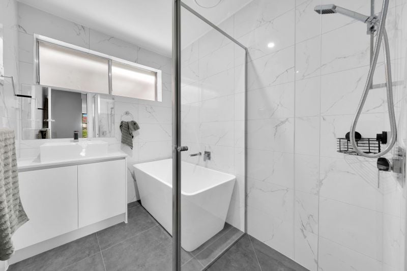 43 Heather Avenue, Thomastown