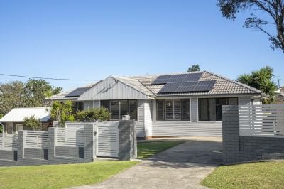 Lake Heights 1 Derowie Crescent