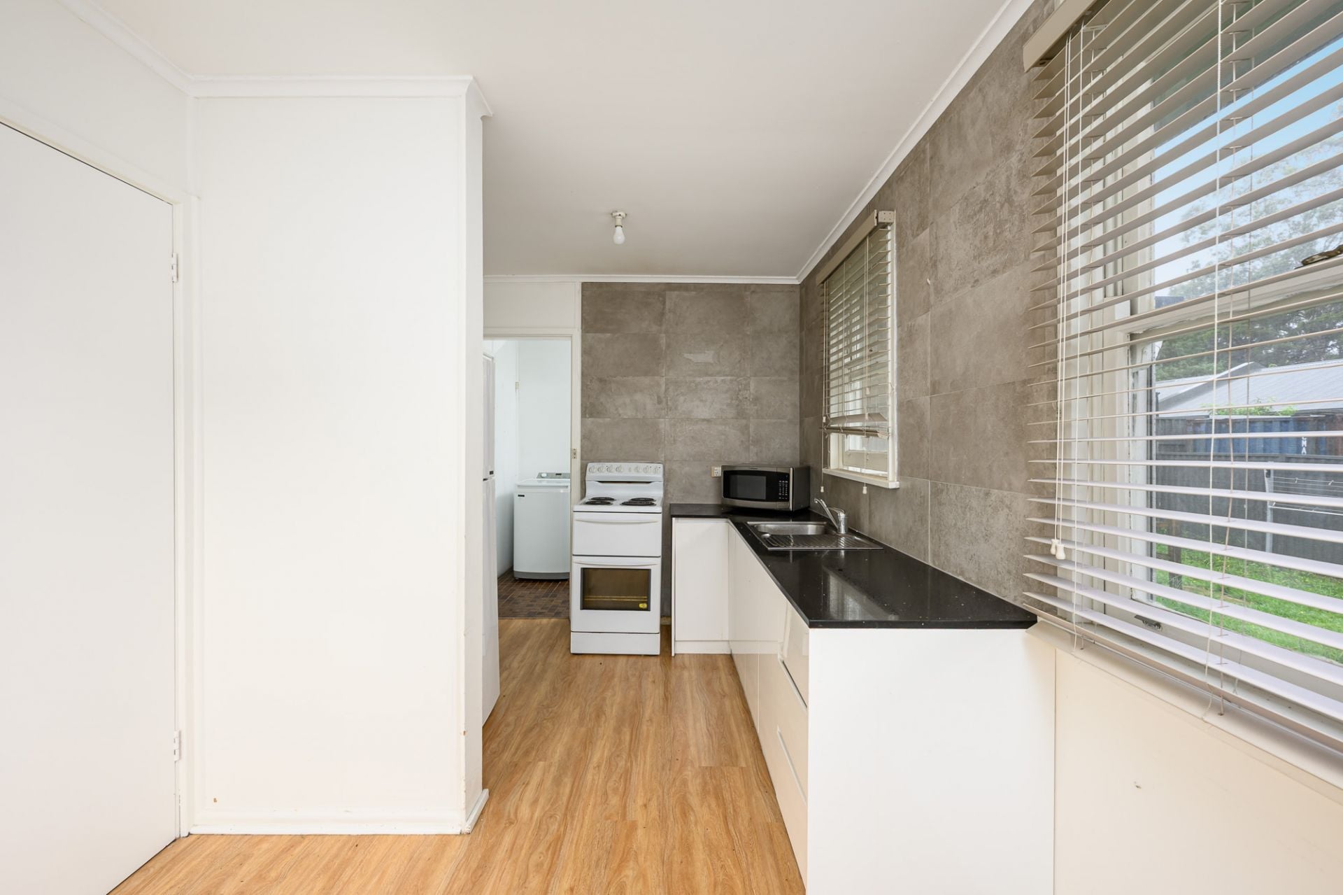 48 Selems Parade Revesby NSW, Revesby - Thumbnail 4