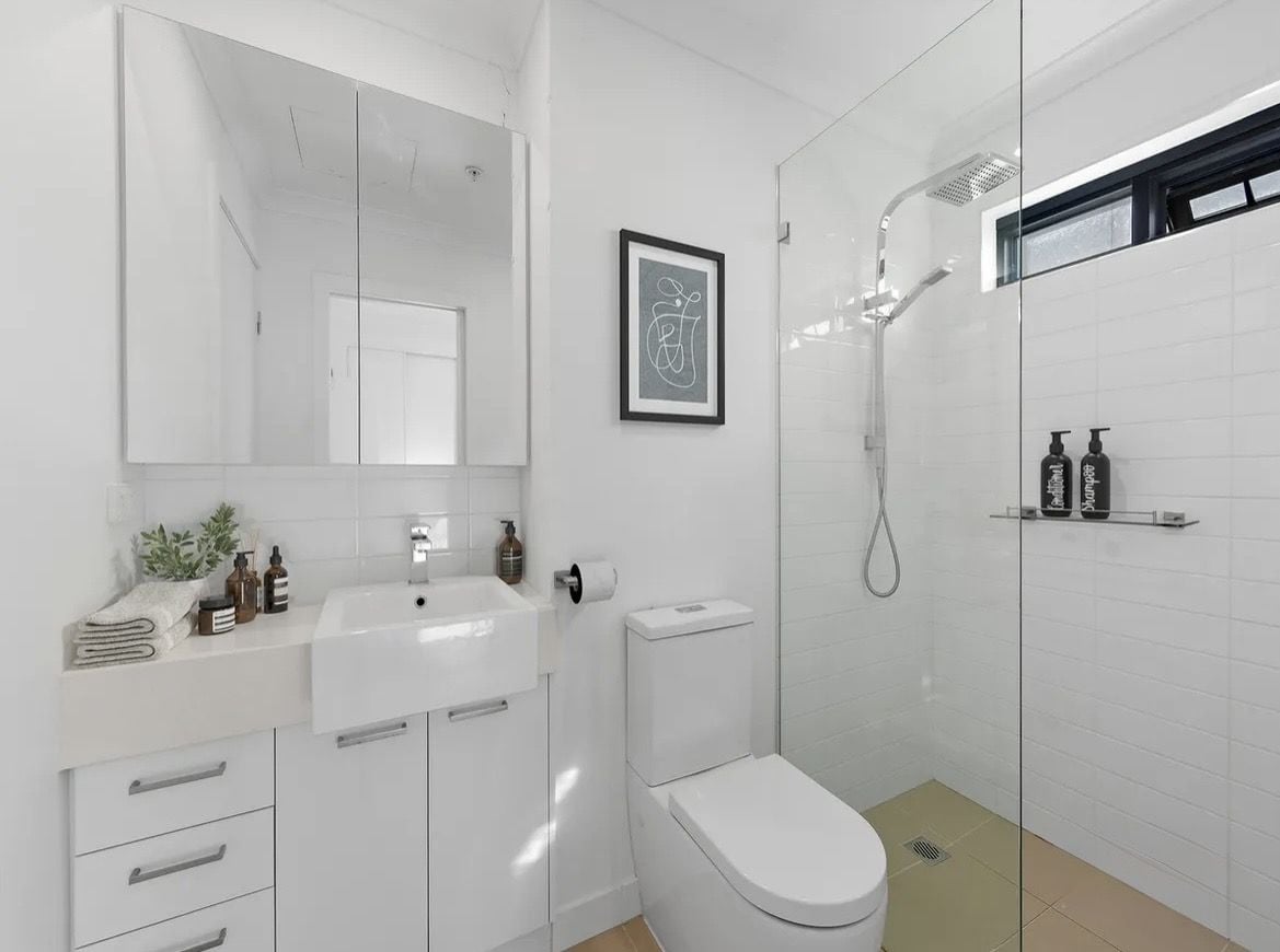Brunswick Beauty with Light, Space & Views