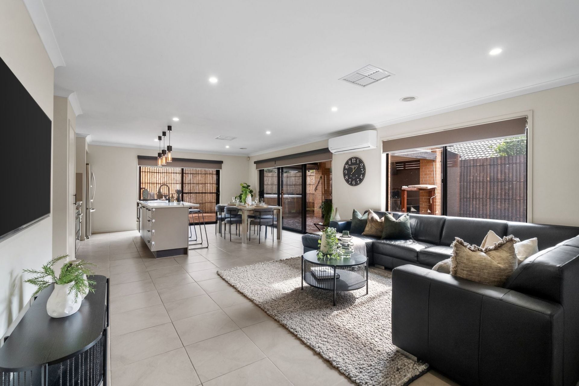 DISPLAY HOME STANDARDS