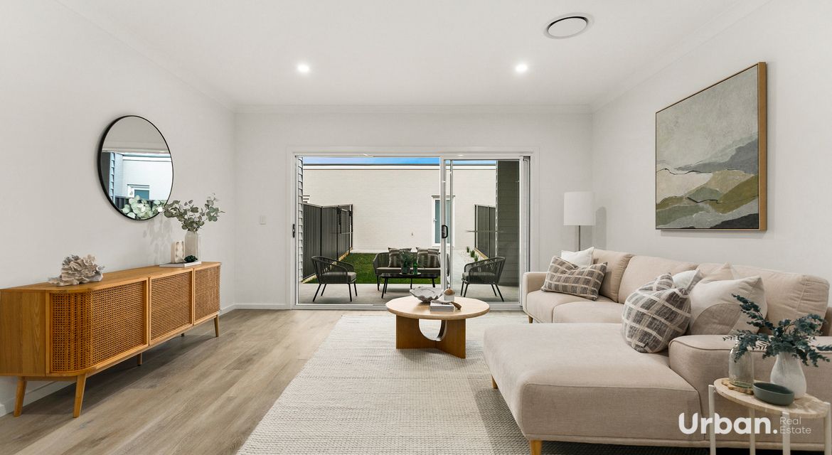 Tullimbar 8/87 Broughton Avenue