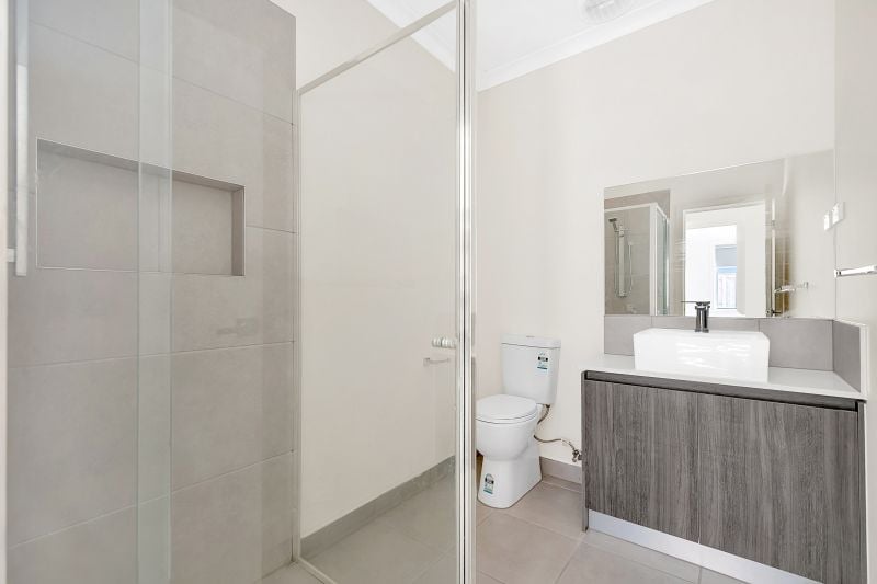 18 Clapham Avenue, Wollert