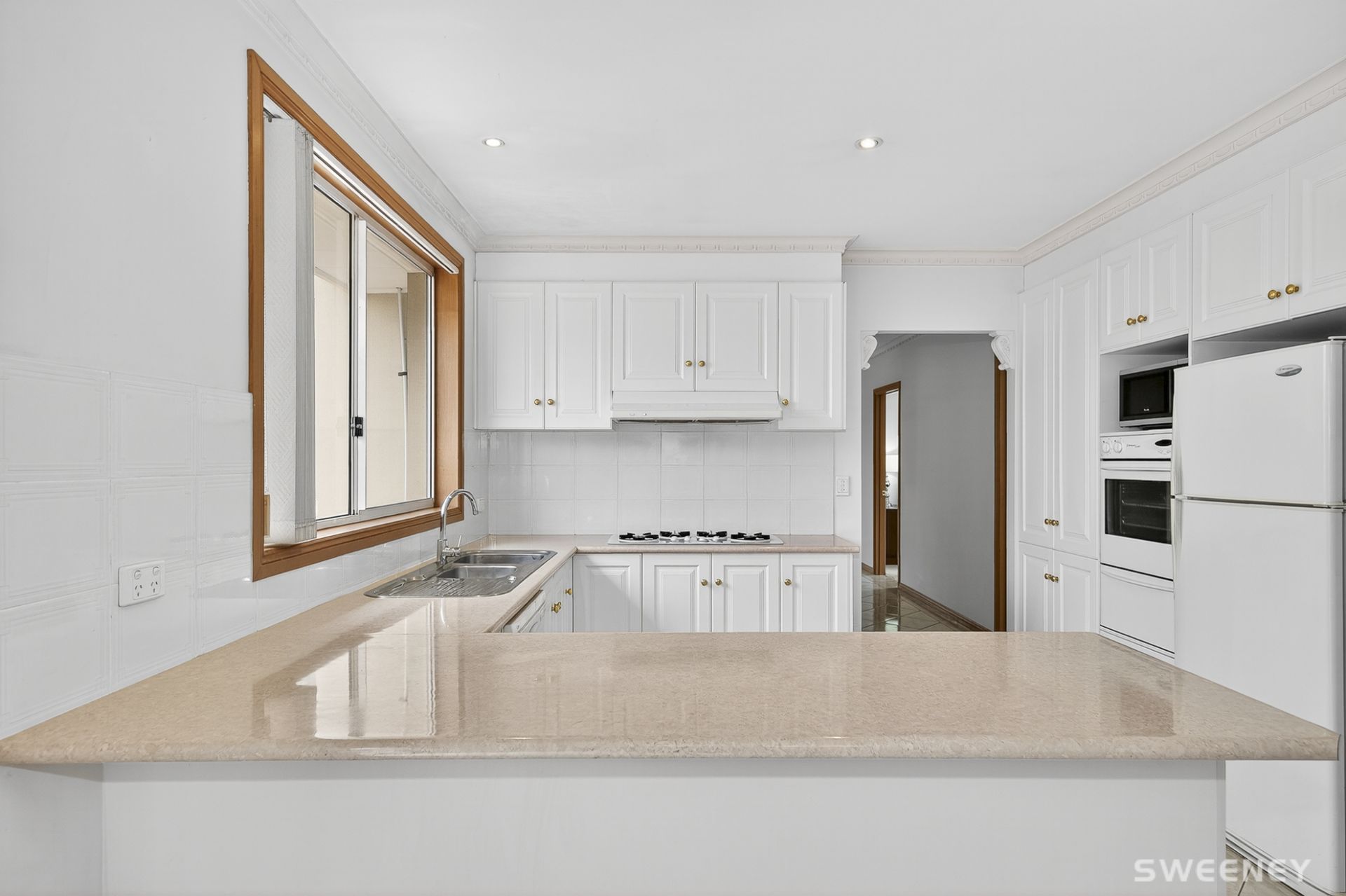 1 Burnett Court, Altona Meadows - Thumbnail 6
