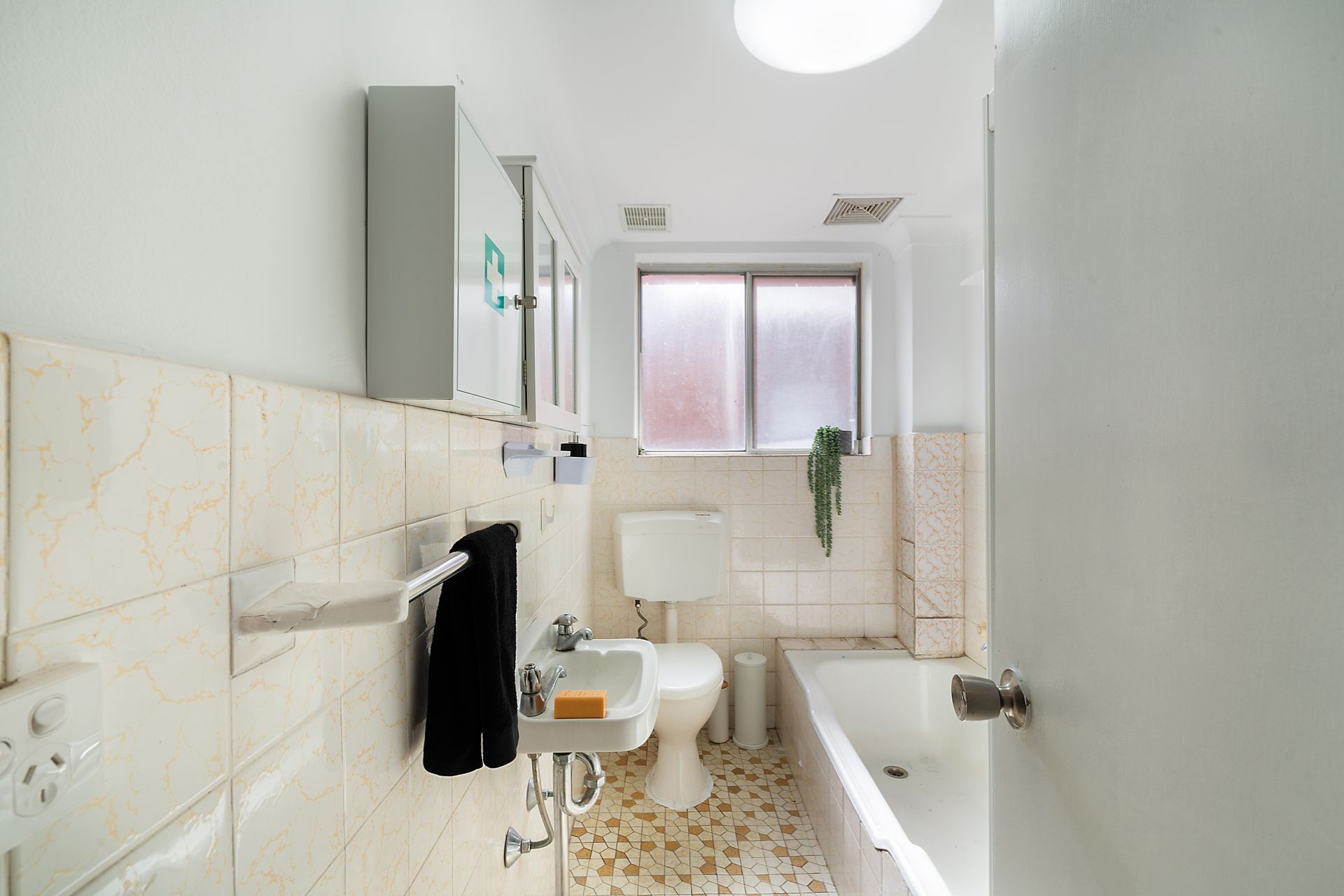 1/302 Livingstone Road Marrickville NSW, Marrickville - Thumbnail 6