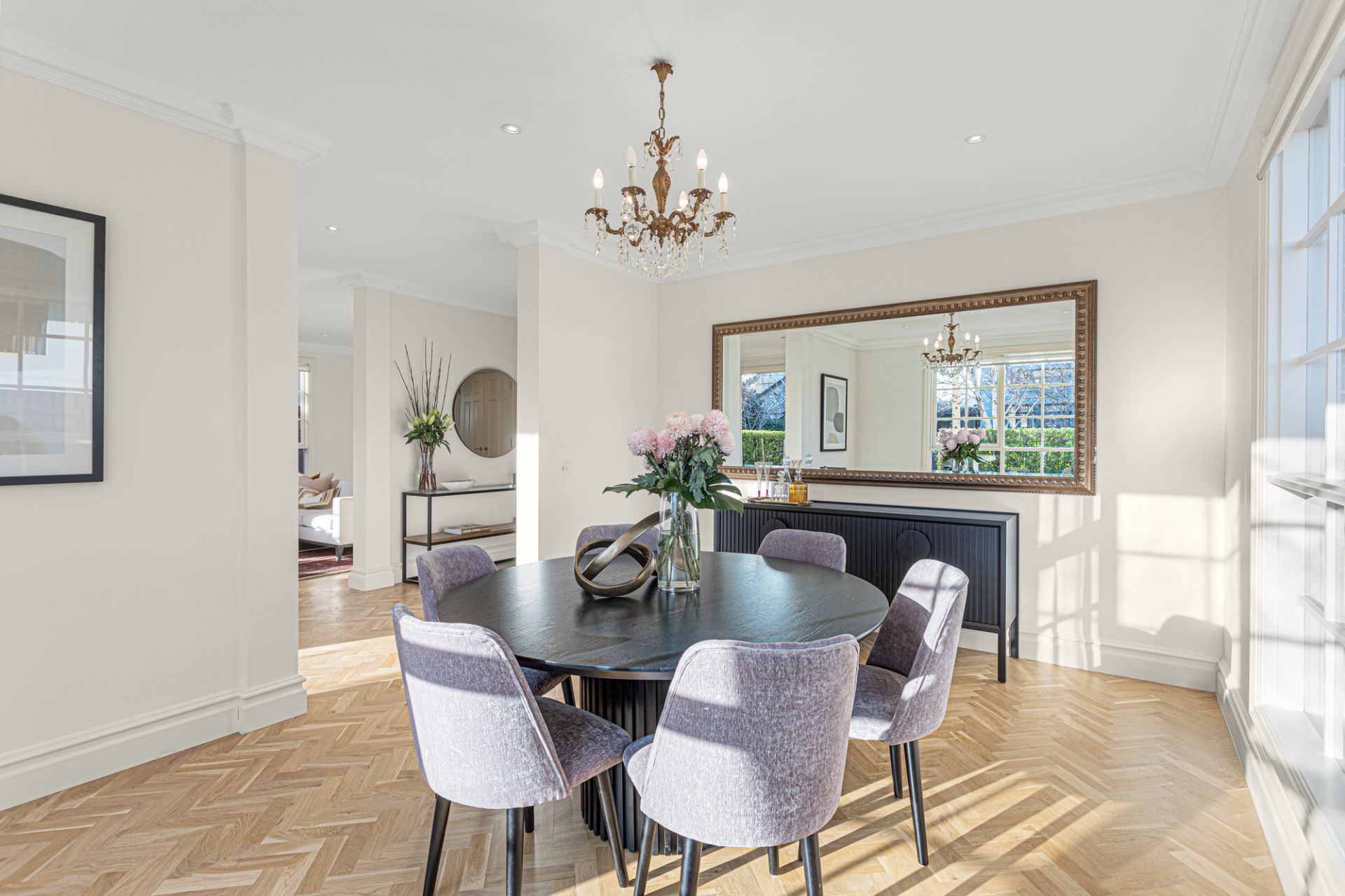 9 Newbay Crescent, Brighton, Brighton - Thumbnail 3