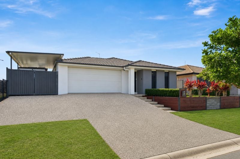 47 Lungfish Circuit Bongaree QLD, Bongaree - Image 1