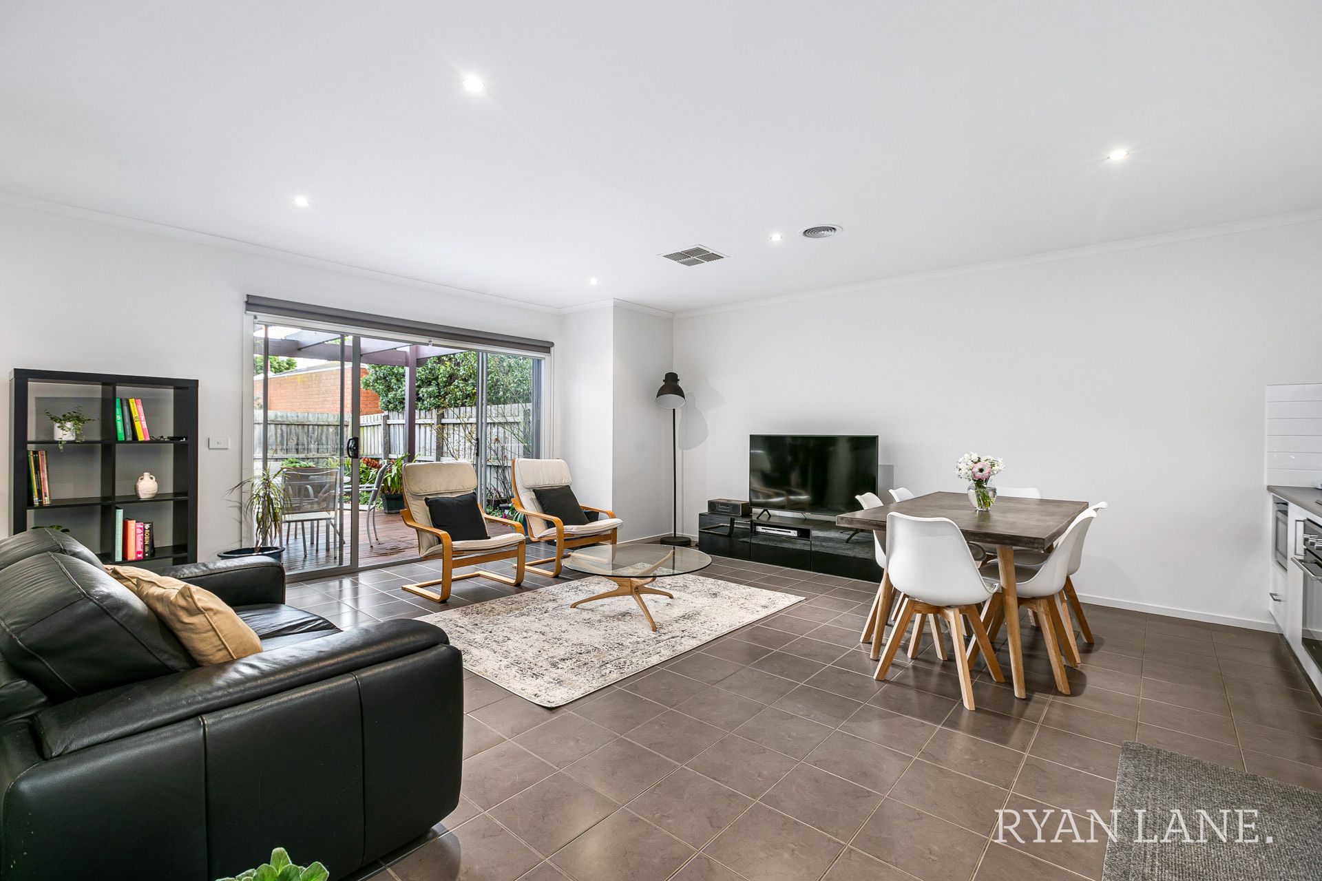 4/15-16 Davis Court Altona Meadows VIC, Altona Meadows - Thumbnail 6