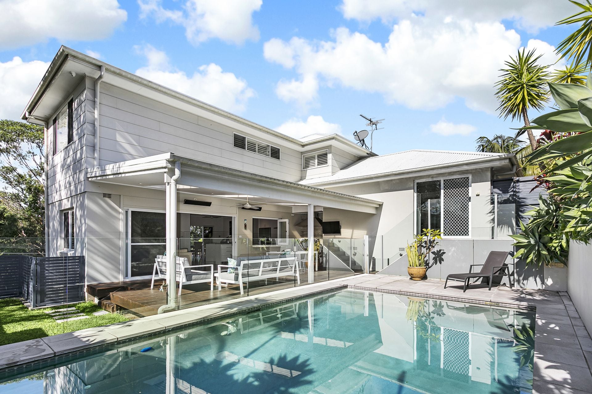 5 Marina Crescent Gymea Bay NSW, Gymea Bay - Thumbnail 2