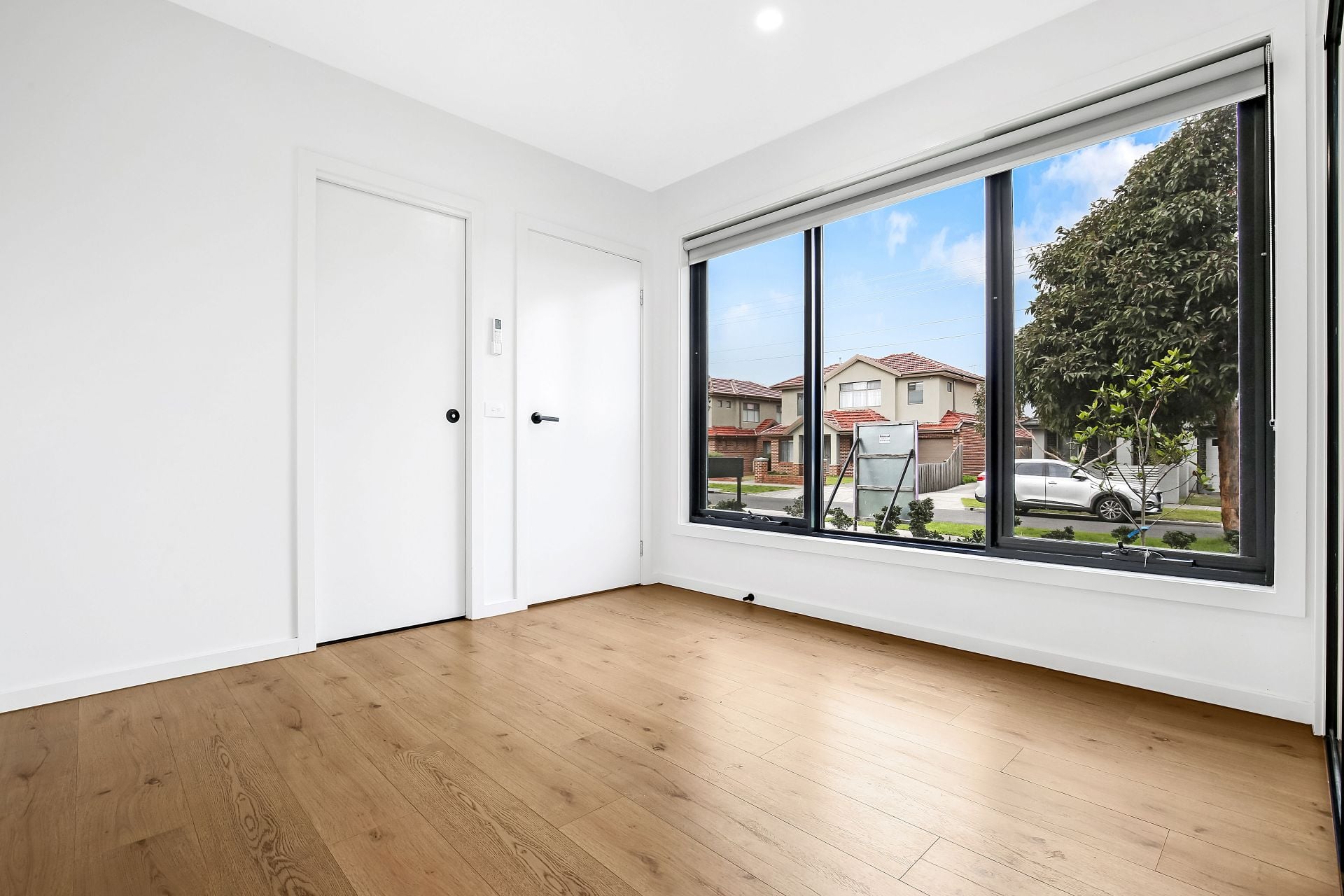 Stylish & Modern 2-Bedroom Townhouse Living