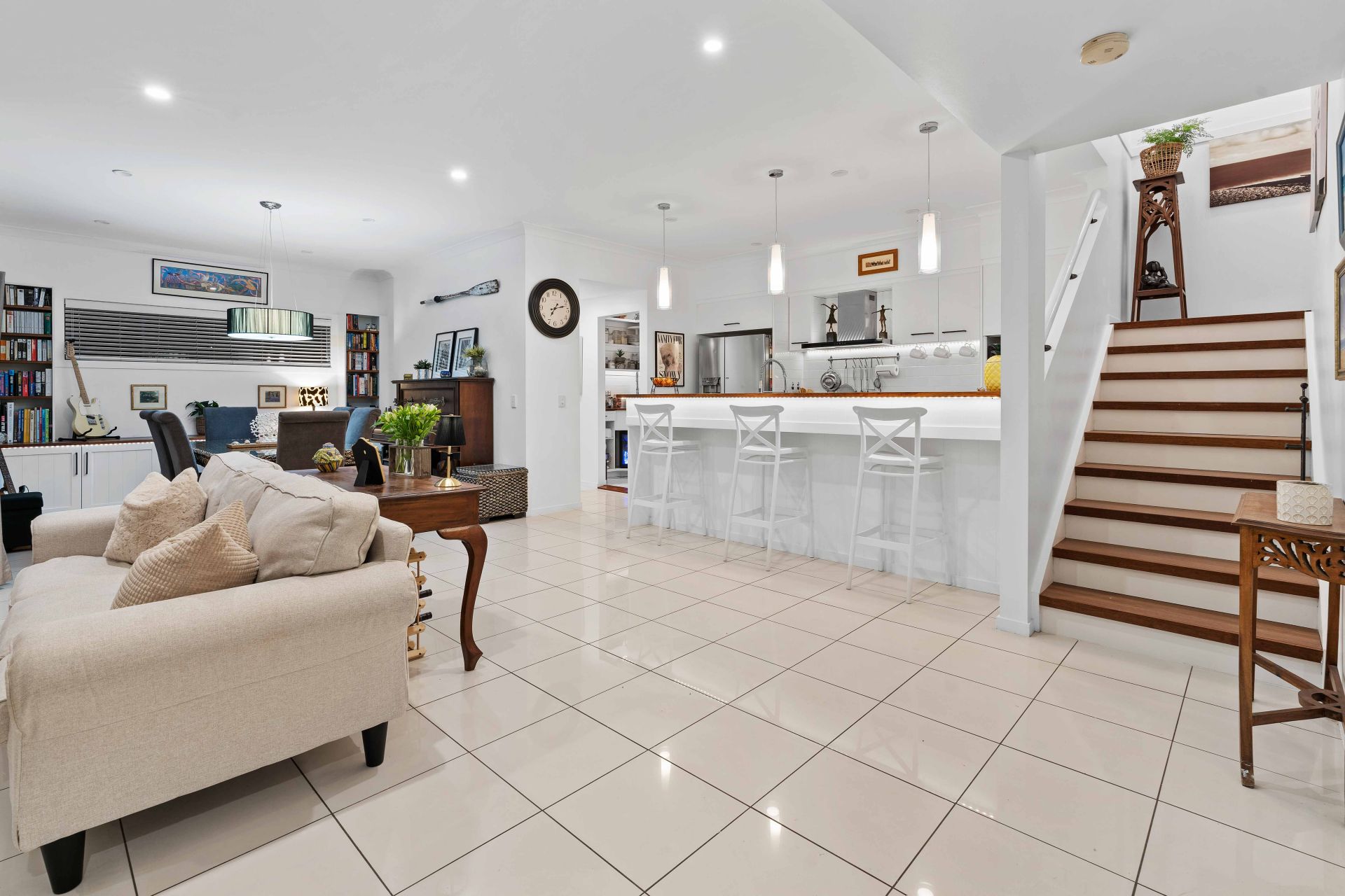 8 Cova Boulevard, Hope Island QLD 4212, Hope Island - Thumbnail 4