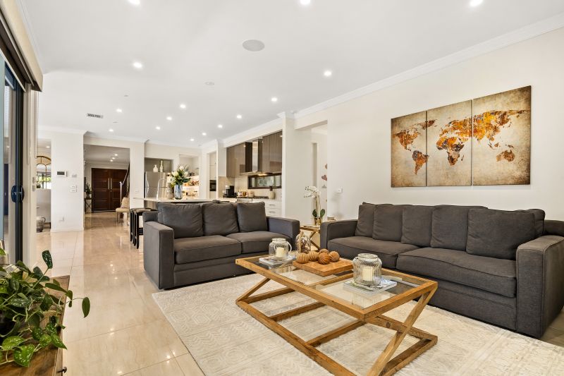 73 Greenfields Drive, Epping