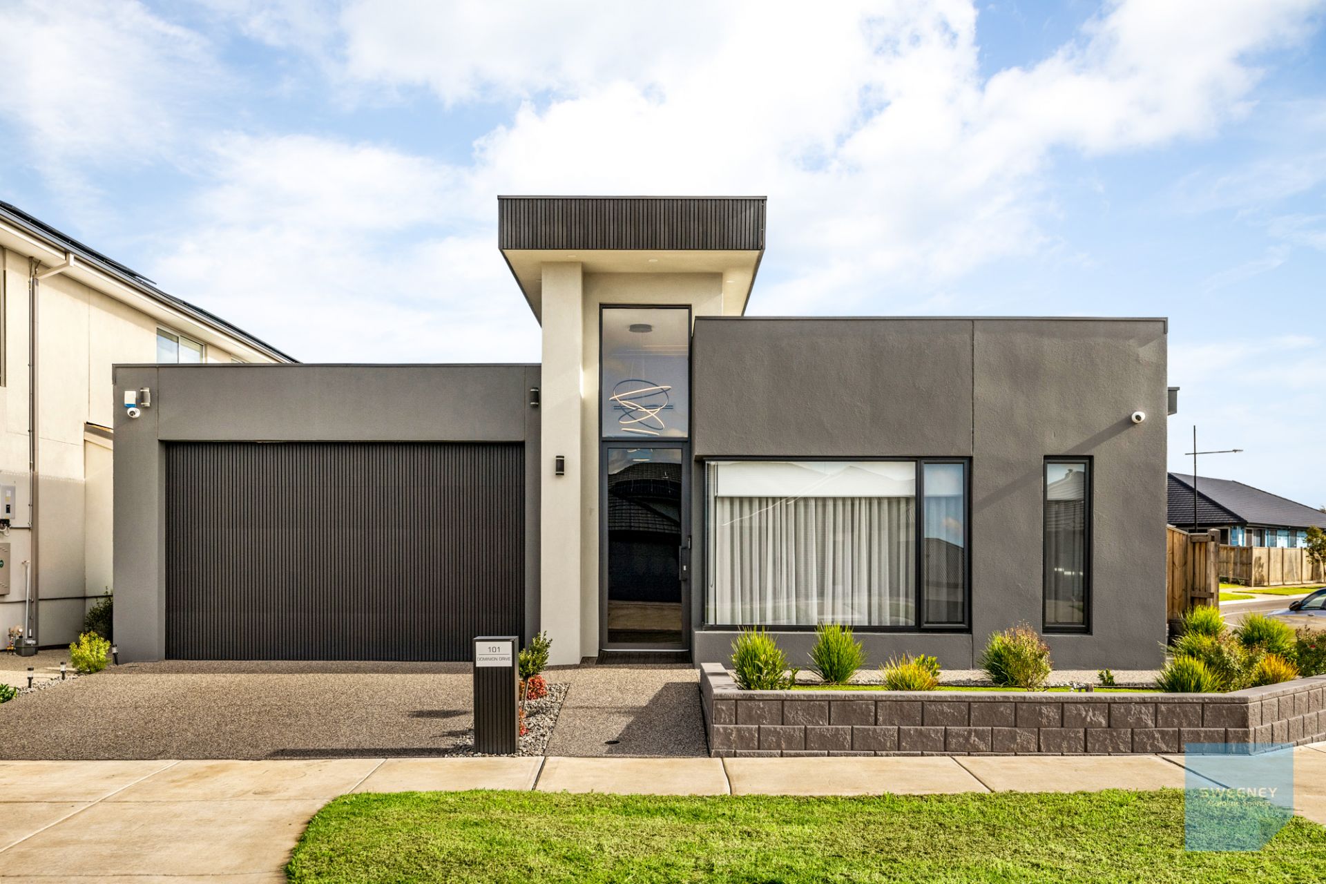 101 Dominion Drive, Burnside - Thumbnail 2