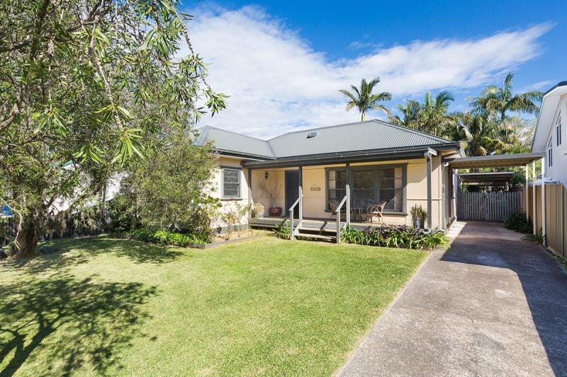 53 Woodfield Boulevarde CARINGBAH 2229