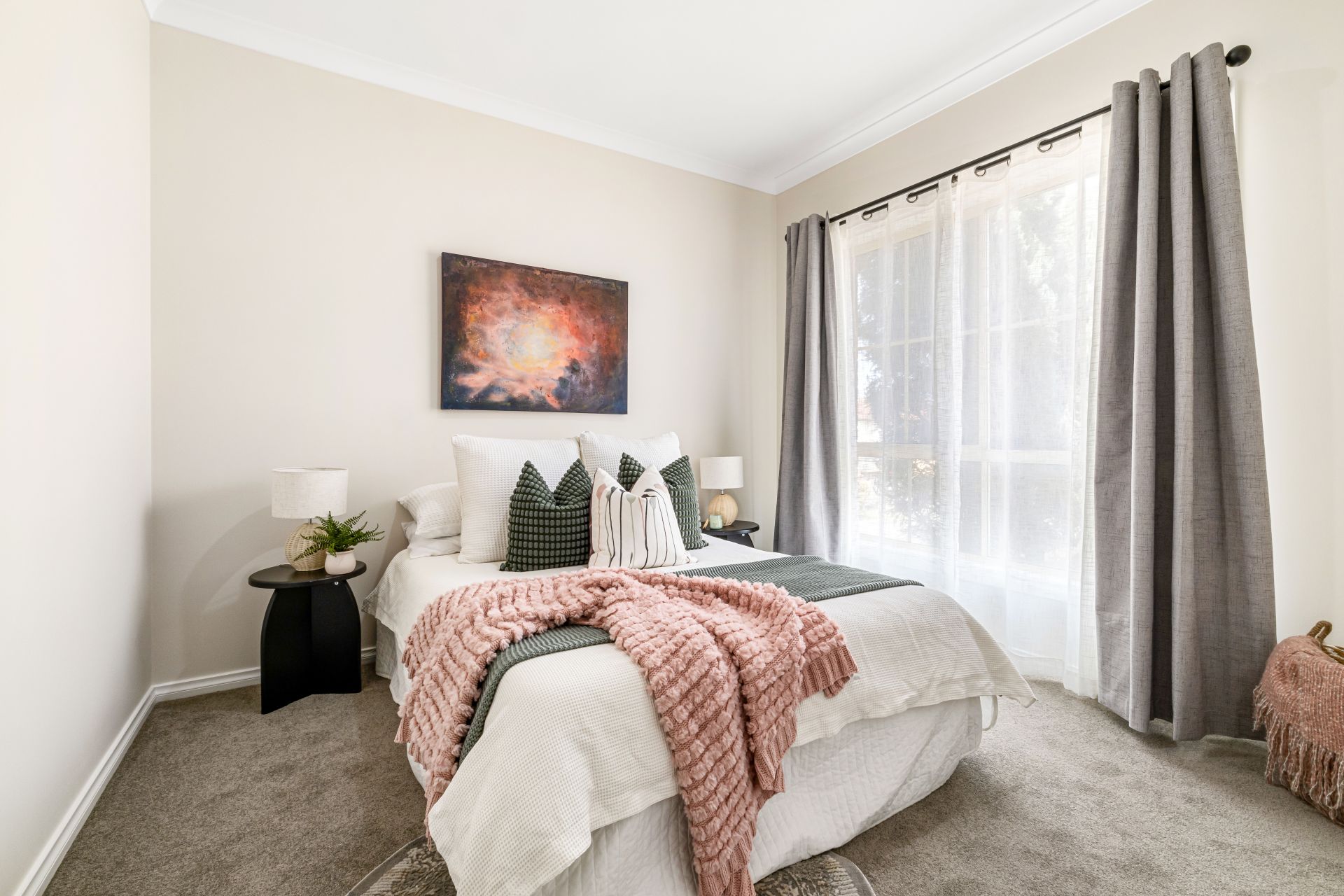 Stylish Living With Walk-To-Everything Ease