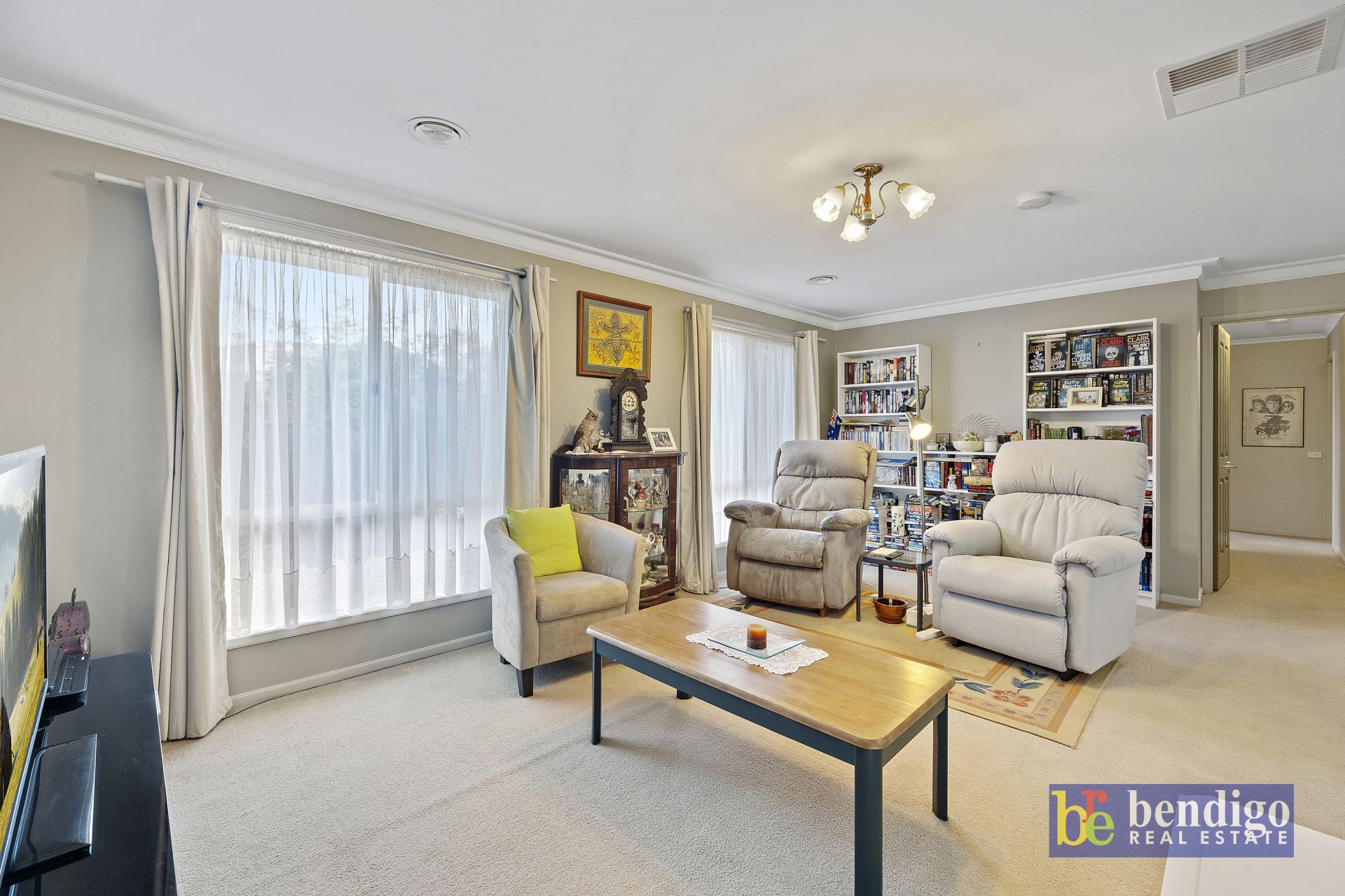 10 Laxdale Court Kangaroo Flat VIC, Flat - Thumbnail 2