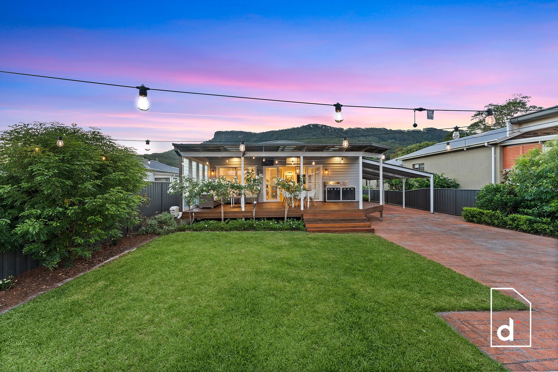 11 Bloomfield Avenue, Corrimal NSW