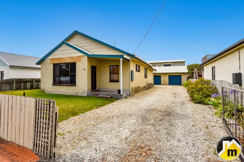 69 Sea Parade Port Macdonnell SA, Port Macdonnell - Thumbnail 5
