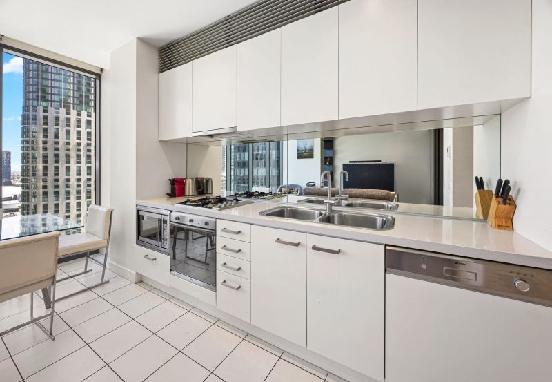 2011/1 Freshwater Place, Southbank - Thumbnail 5