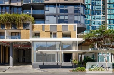 HIGHLY EXPOSED NEWSTEAD OFFICE/SHOWROOM!