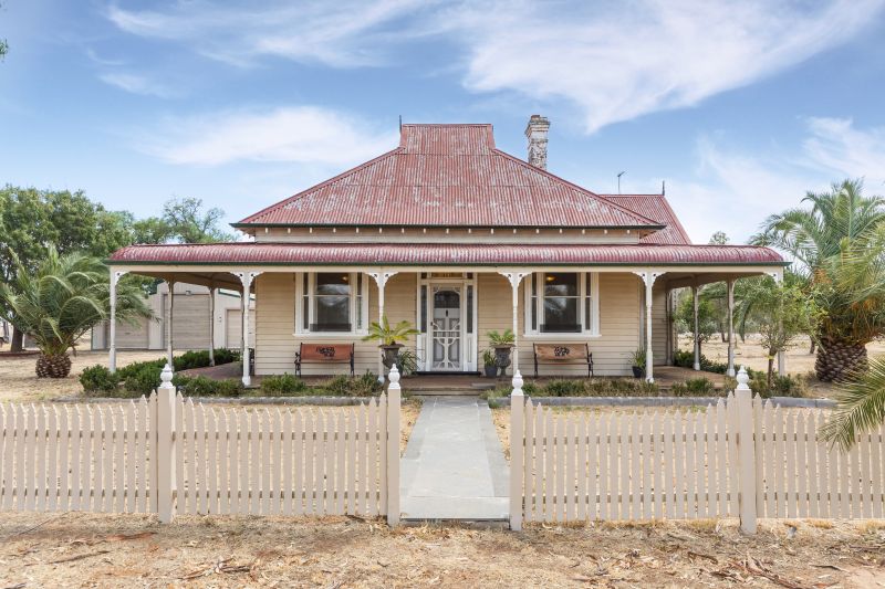 378 Avonmore-Mayreef Road, Avonmore