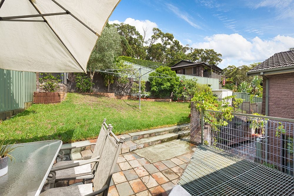 17 Urana Road YARRAWARRAH 2233