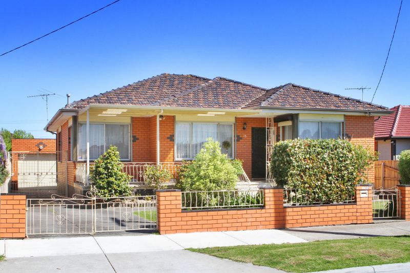 15 Robert Street, Lalor