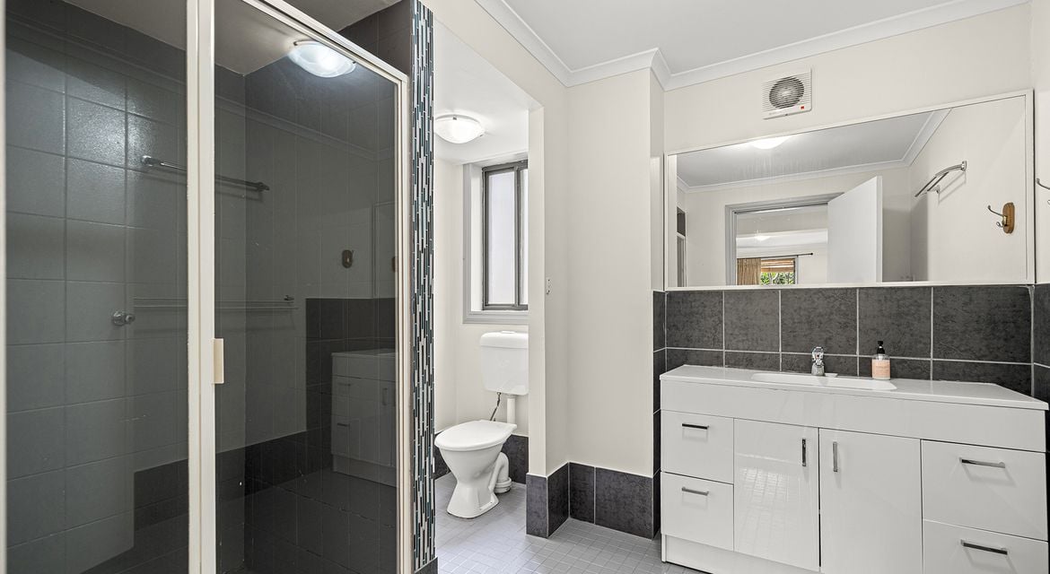 Riverstone 40 Oleander Crescent