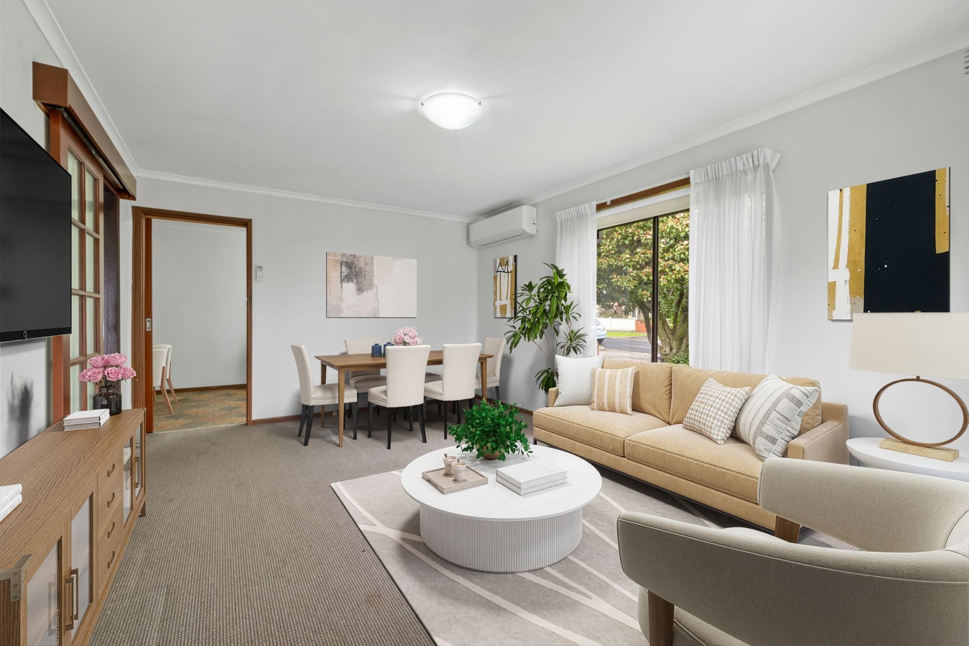 Stylish Single Level Living In A Prime Reservoir Location