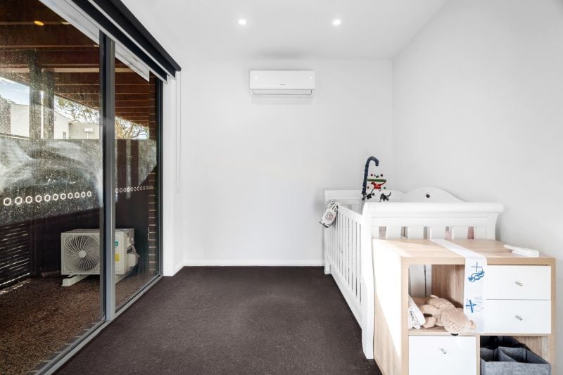 7/4 Vangelica Way, South Morang