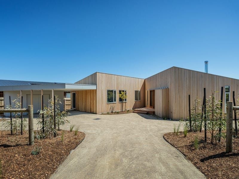 9 Marcia Avenue, Rye, Rye - Thumbnail 3