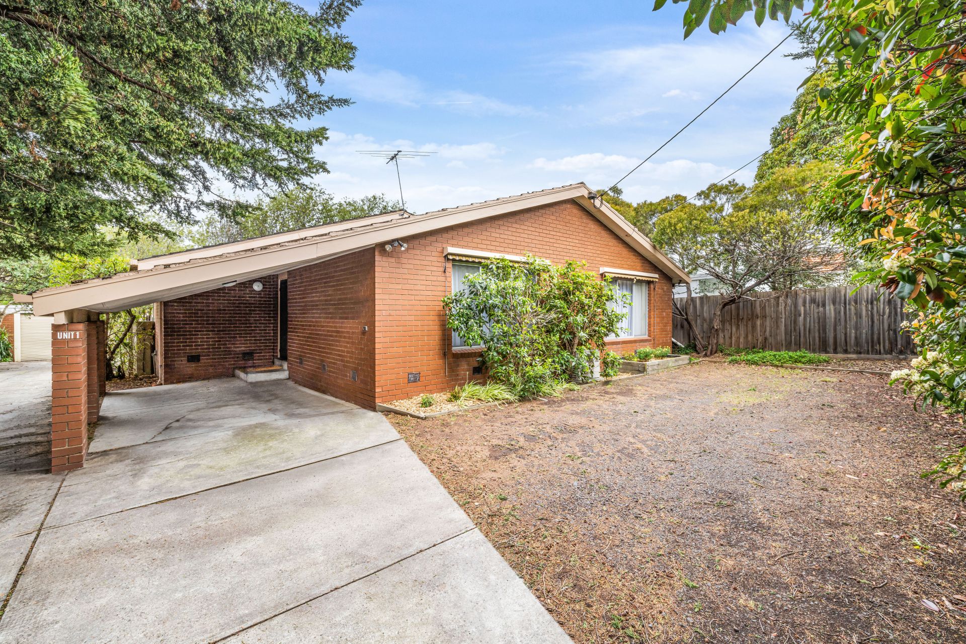 Mid Century Dimensions In A Well-Connected Locale.