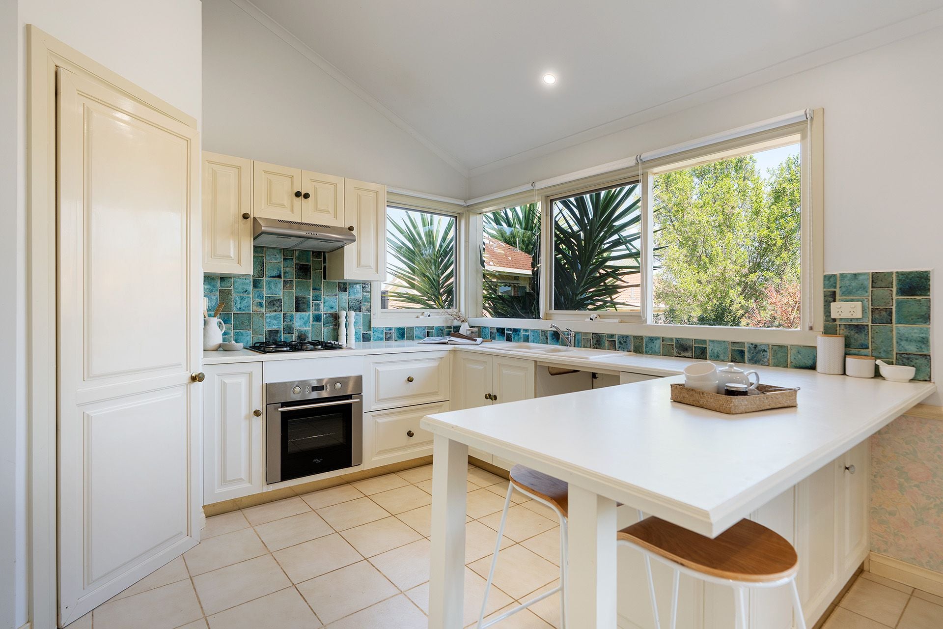 1/6 Maltby Drive, Castlemaine - Thumbnail 5