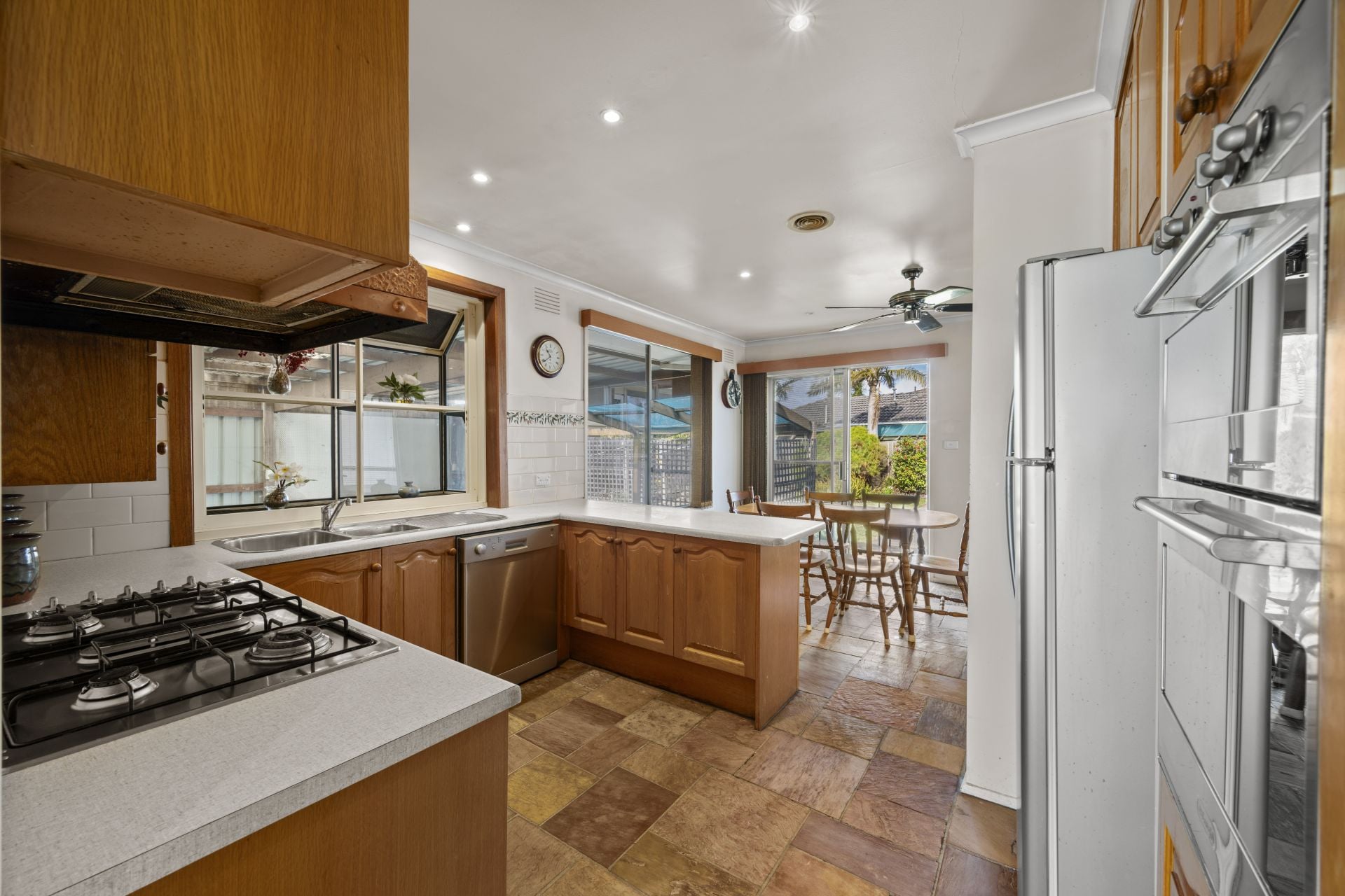1 Savannah Crescent, Epping, Epping - Thumbnail 4