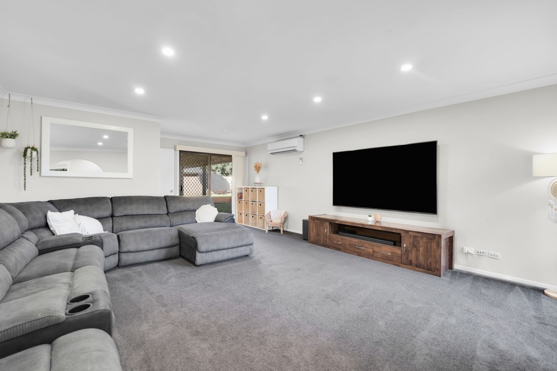 3 Cashmere Drive, Elderslie, Elderslie - Thumbnail 3