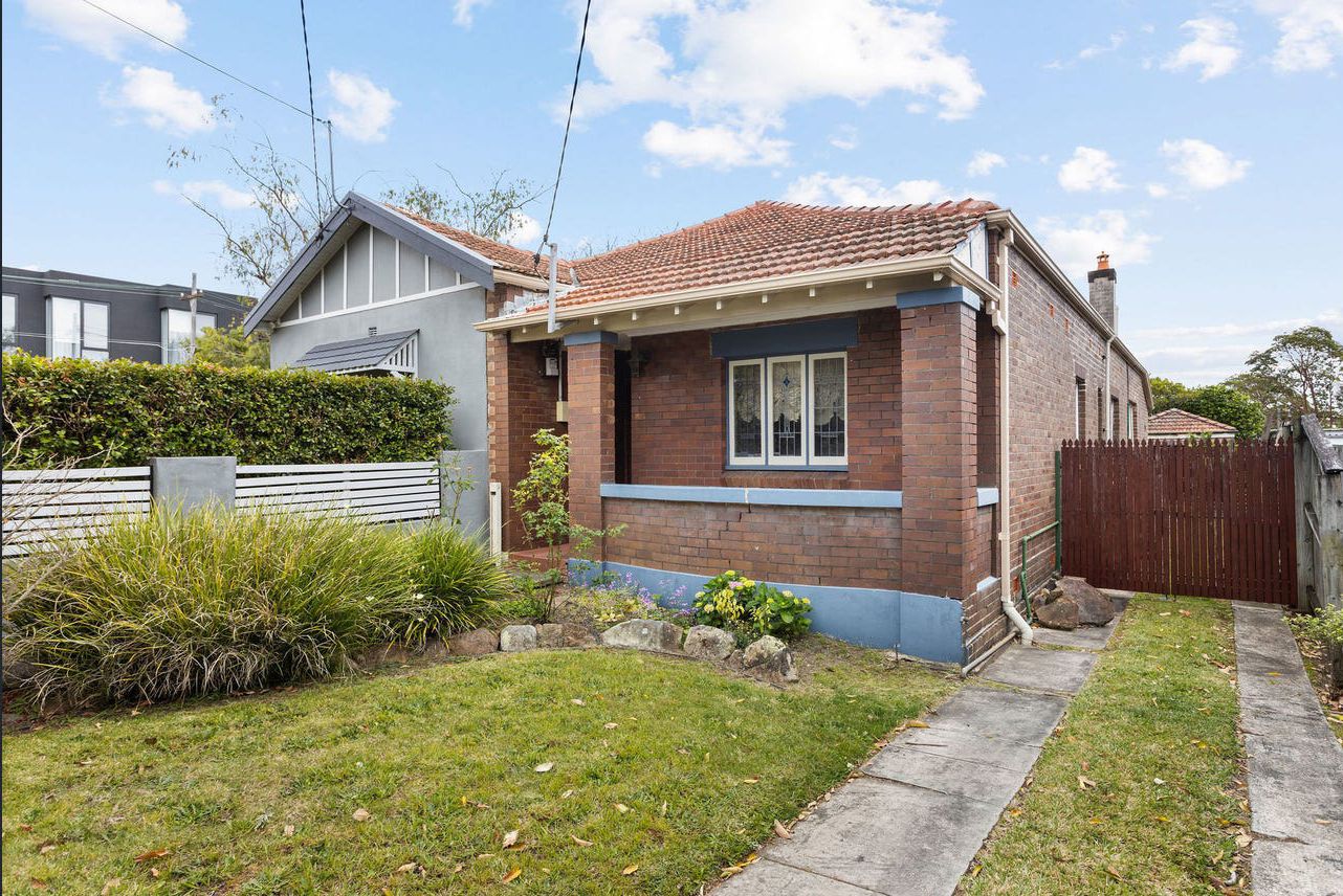 84 First Avenue, Rodd Point NSW 2046